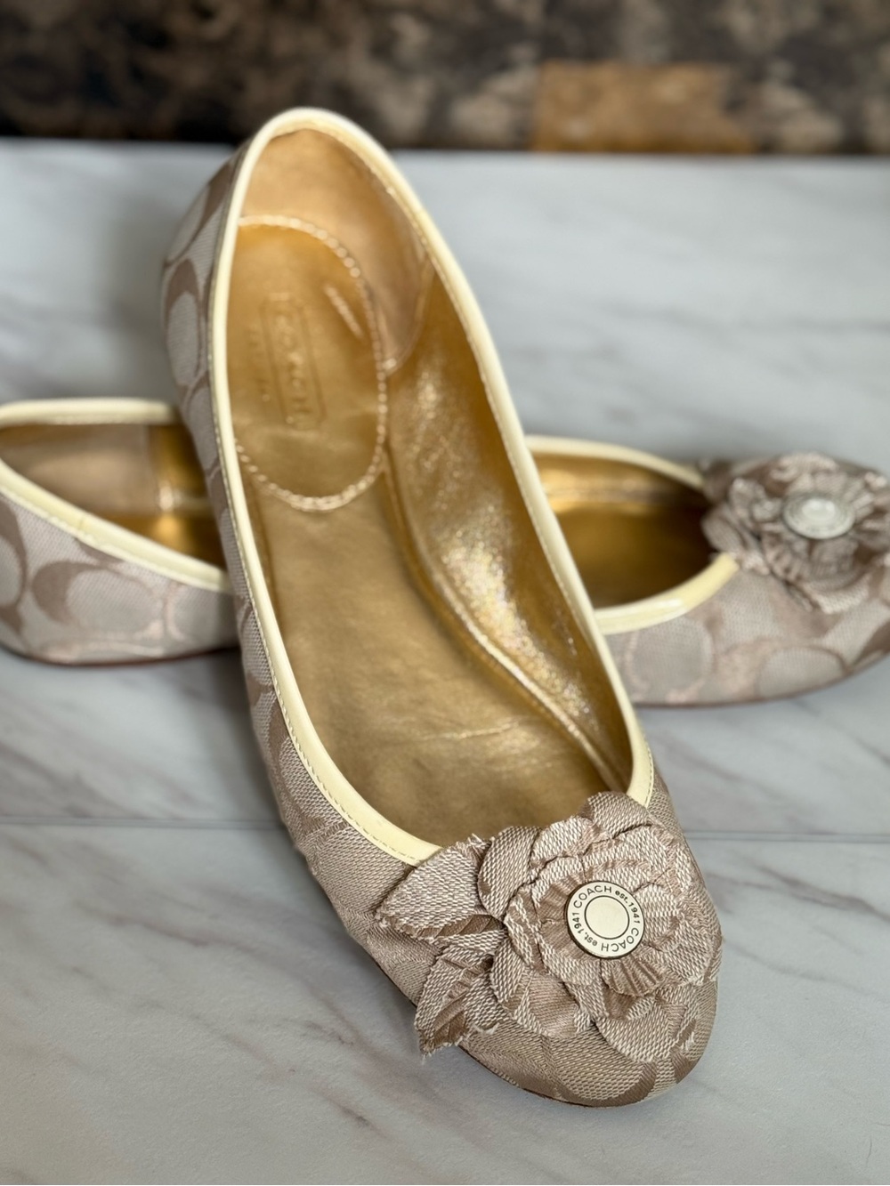 Coach ‘Lorette’ Beige Signature C Ballet Flats w/ Button Rosette- 7.5 B